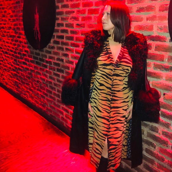 SAKS POTTS FOXY COAT - Picture 4 of 5